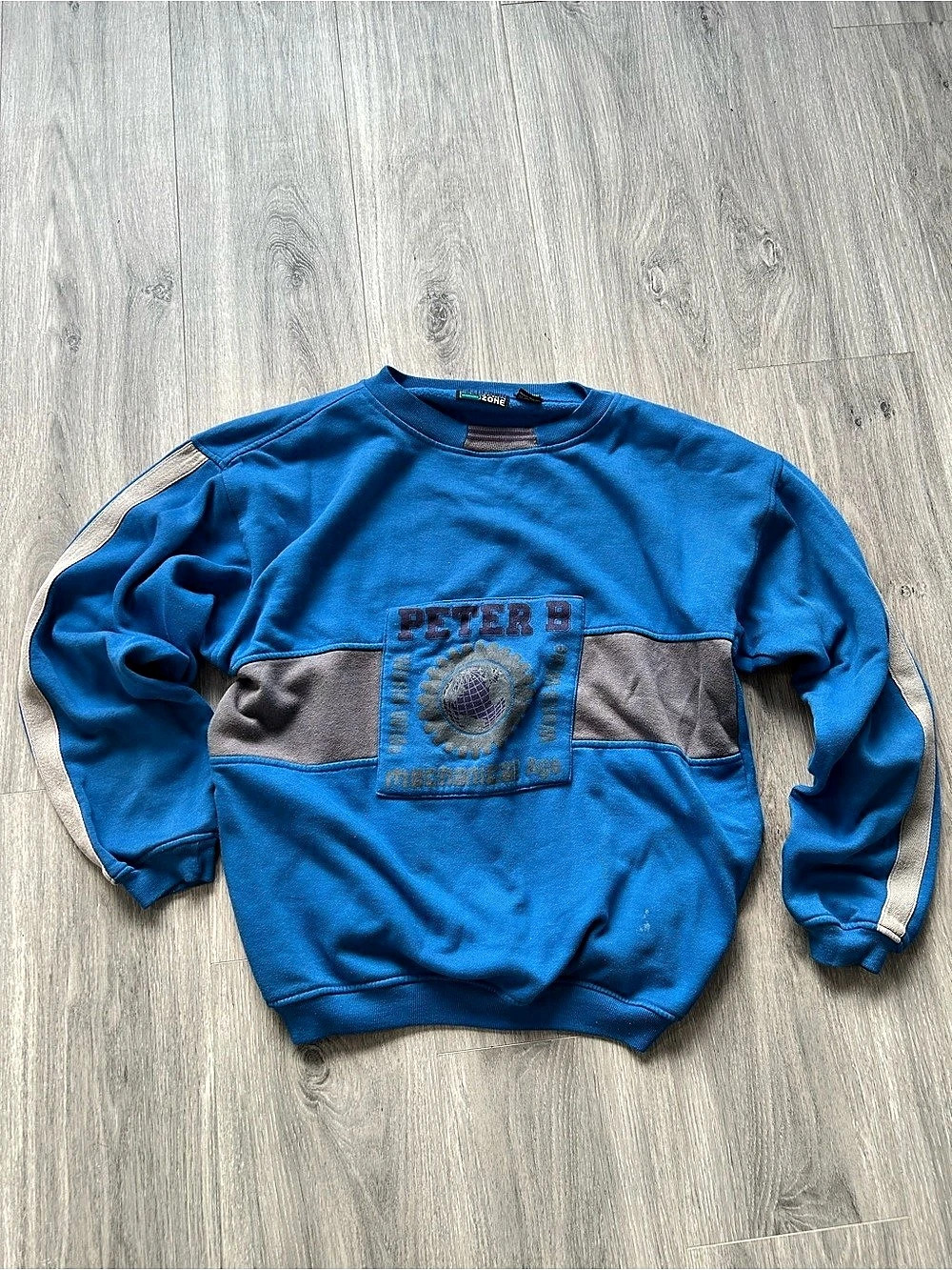 Outer R Zone Color Block Crewneck Sweatshirt in Blue & Gray